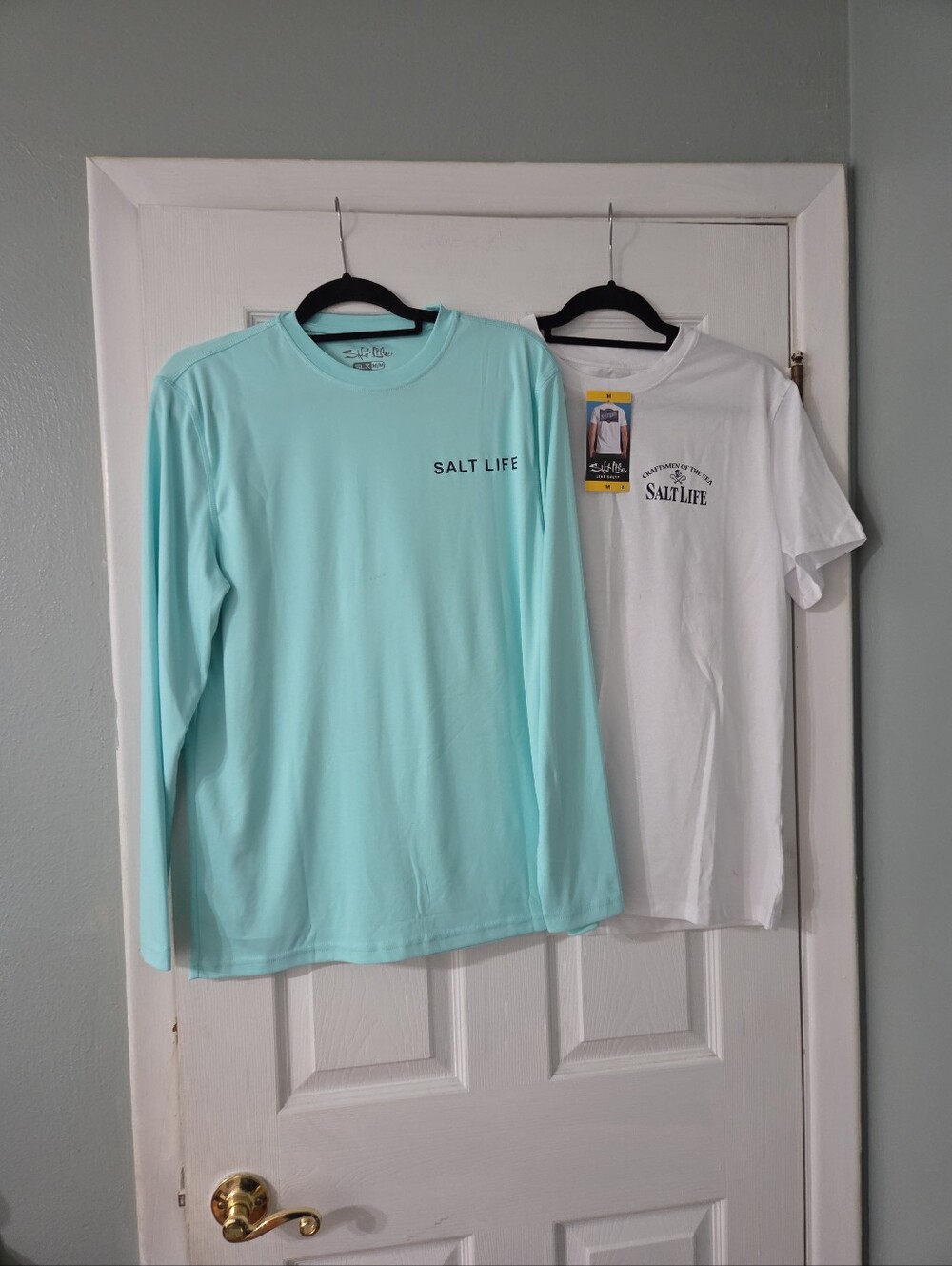 Lot Of Two Salt Life T-shirts Aqua Long Sleeve White Short Sleeve.  MM